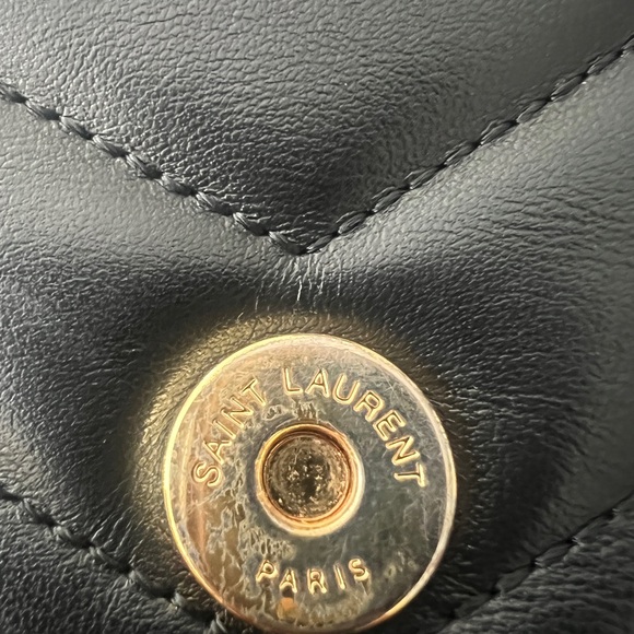 Yves Saint Laurent Black Chevron Lou Lou Shoulder Bag - Picture 4 of 6